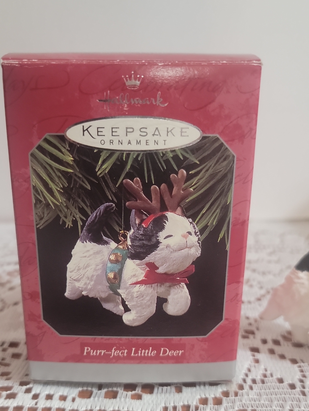 1998 Hallmark Keepsake Ornament "Purr-fect Little Deer"